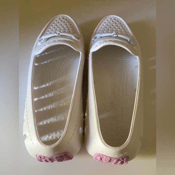 Women’s Floafers/Loafers waterproof deck shoe white/pink sole Size 6 Brand new - Picture 3 of 15